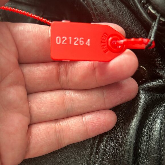 Vtg Teknic Black Leather Motorcycle Jacket Men’s Sz 40/50 Padded Biker Cafe Race - Picture 14 of 14